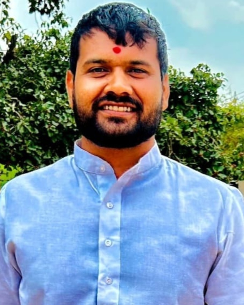 Mr Manohar Ankush Pol